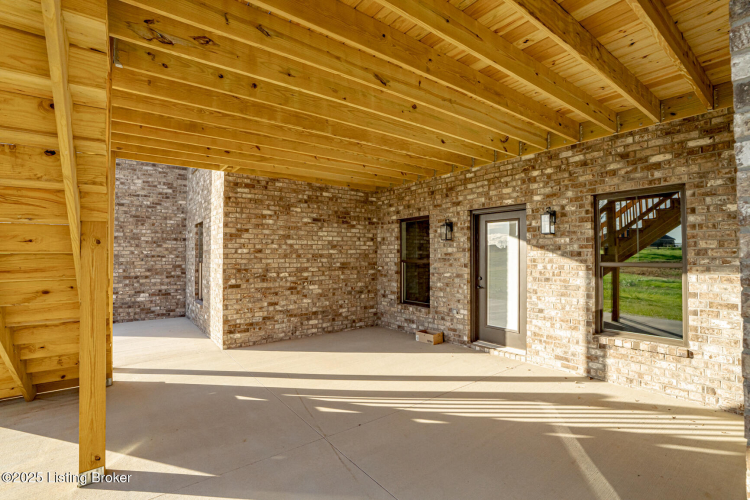Listing Image 46