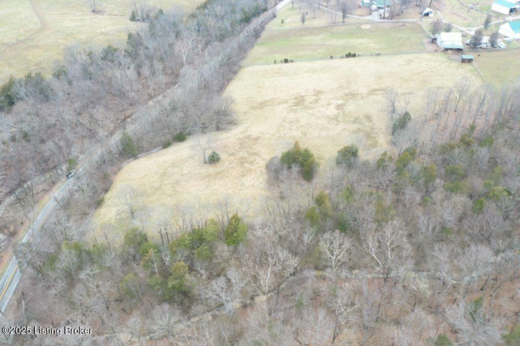 Listing Image 11