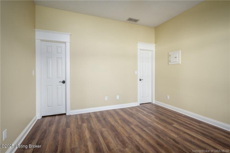 Listing Image 34