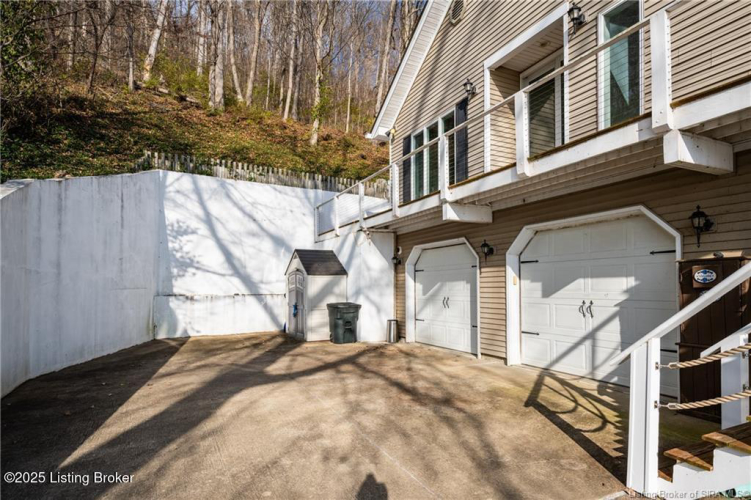 Listing Image 48