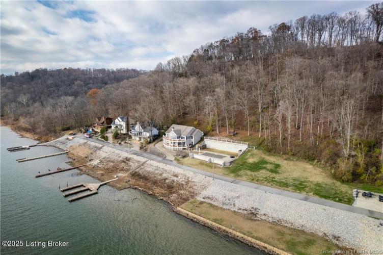 Listing Image 52