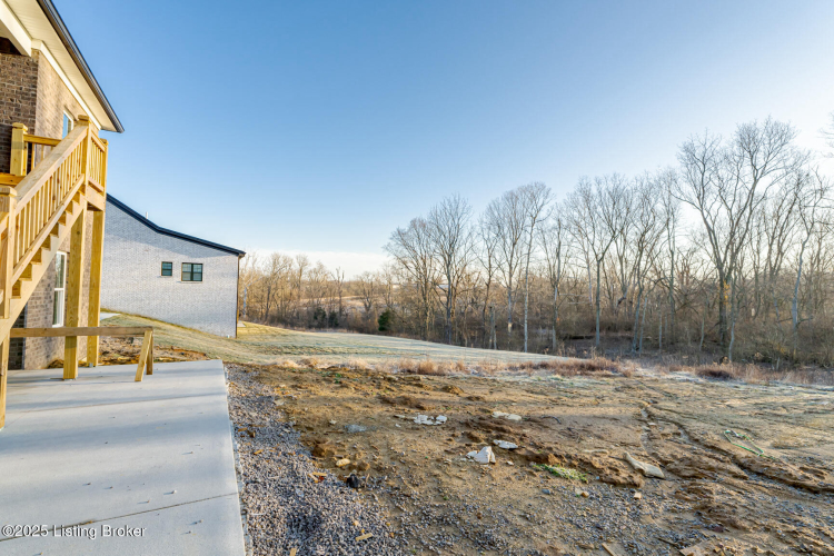 Listing Image 48