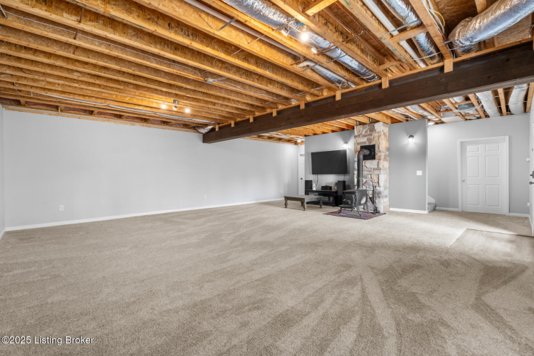Listing Image 37