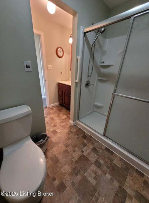 Listing Image 25