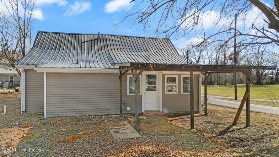 Listing Image 26