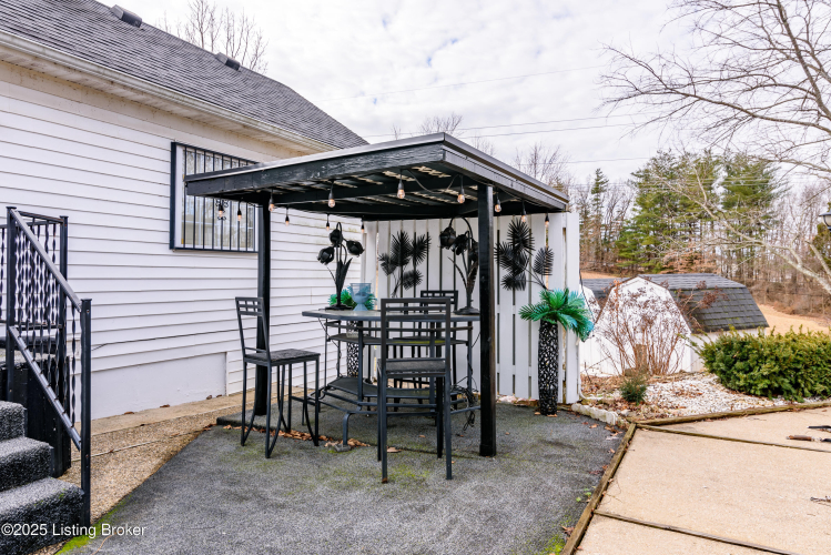 Listing Image 73