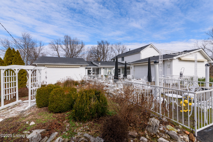 Listing Image 75