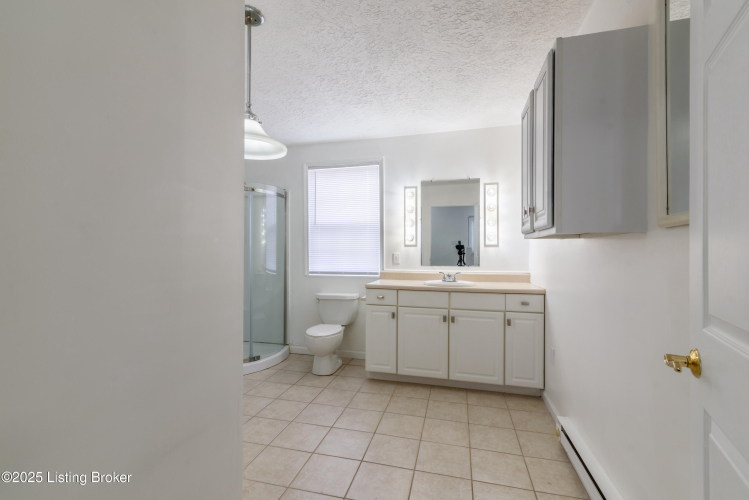 Listing Image 85