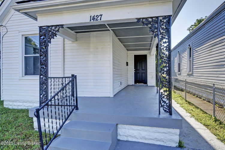 Listing Image 18