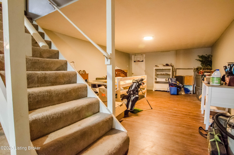 Listing Image 54