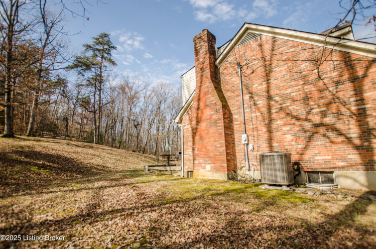 Listing Image 63