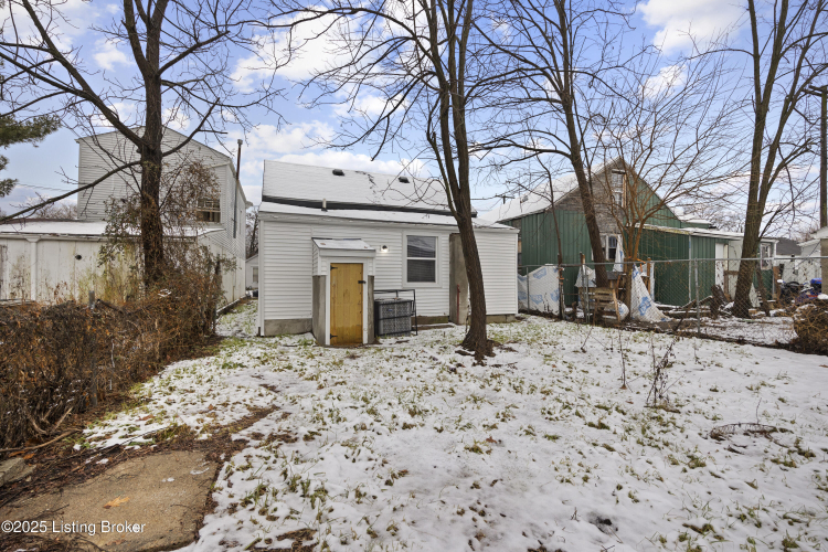 Listing Image 15
