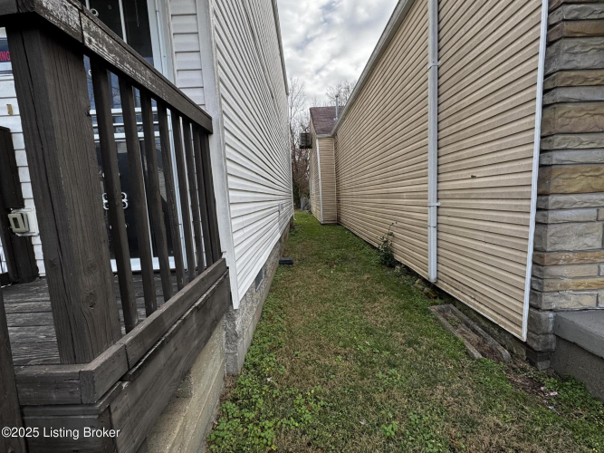 Listing Image 20
