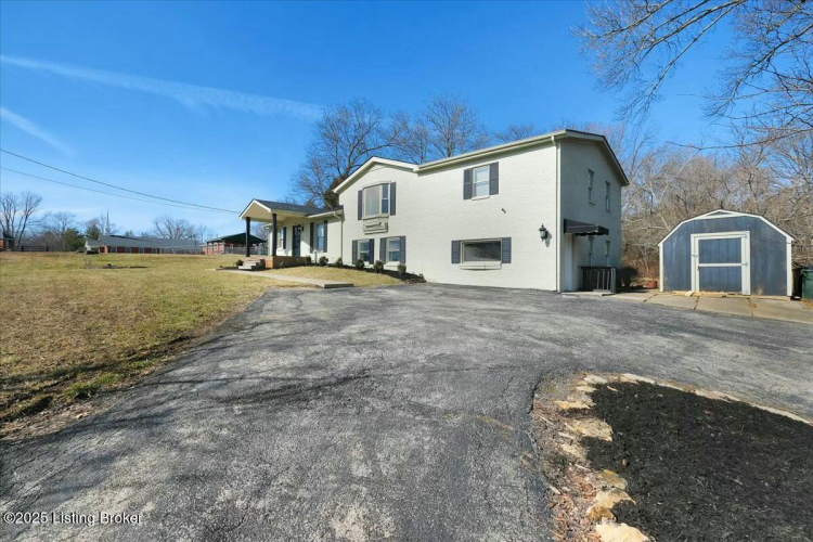Listing Image 41