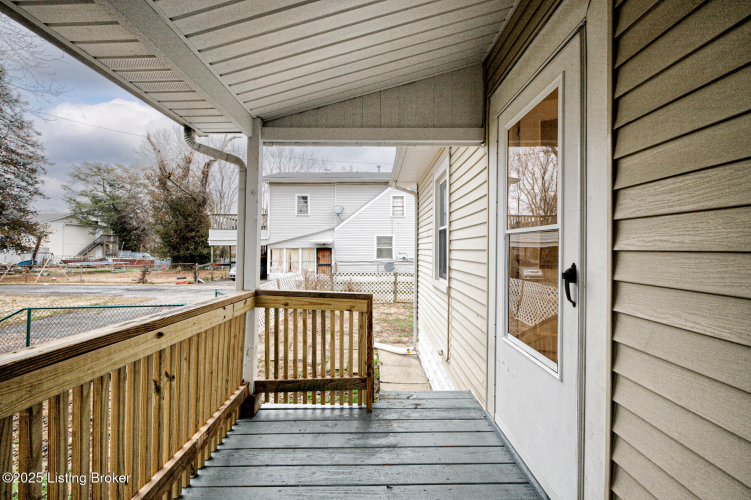 Listing Image 29