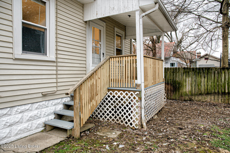 Listing Image 32