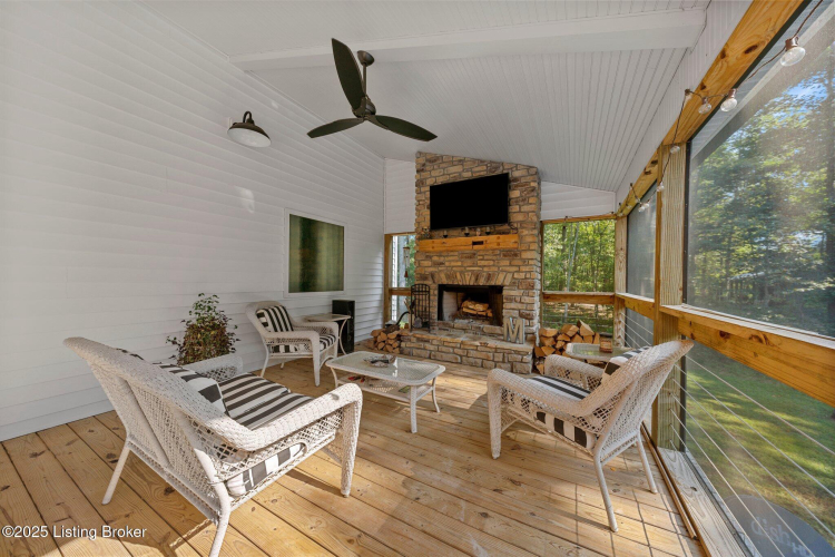 Listing Image 51