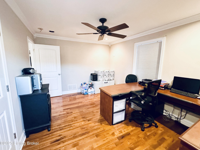 Listing Image 109