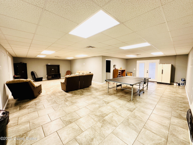 Listing Image 115