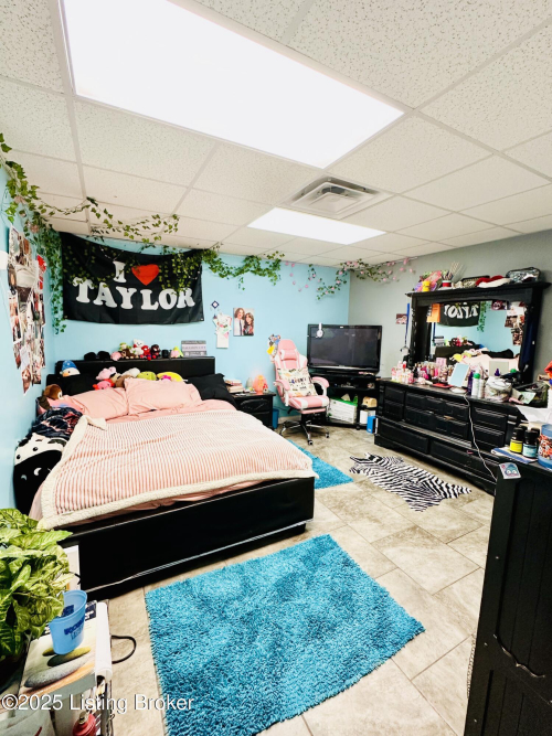 Listing Image 121