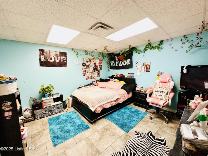 Listing Image 122