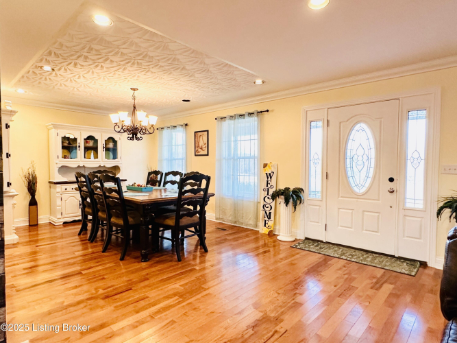 Listing Image 83