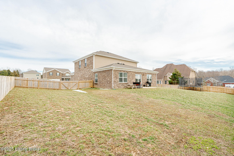 Listing Image 24