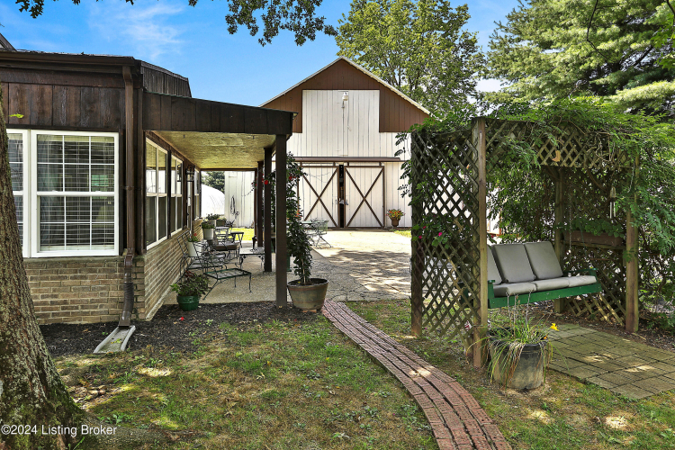 Listing Image 33
