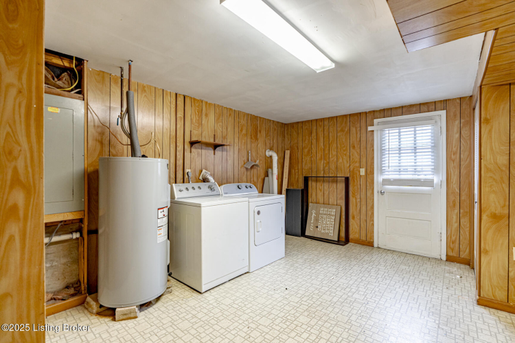 Listing Image 41