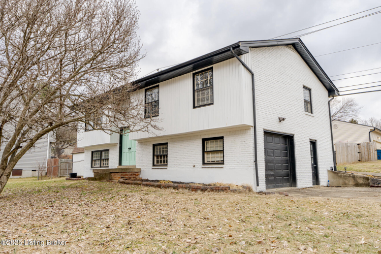 Listing Image 56