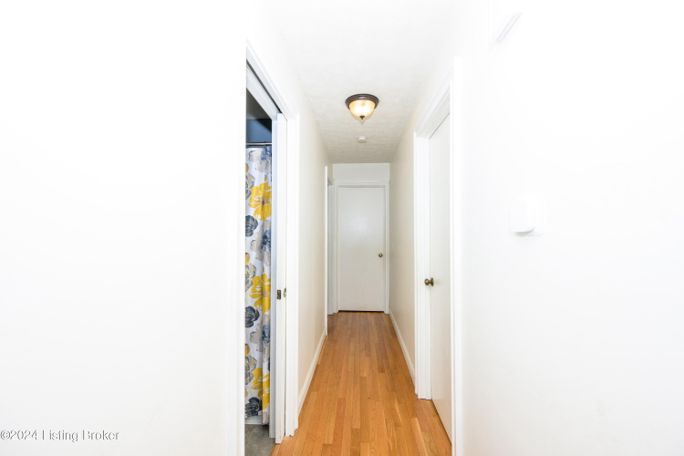 Listing Image 39