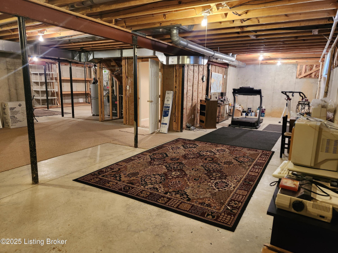 Listing Image 25