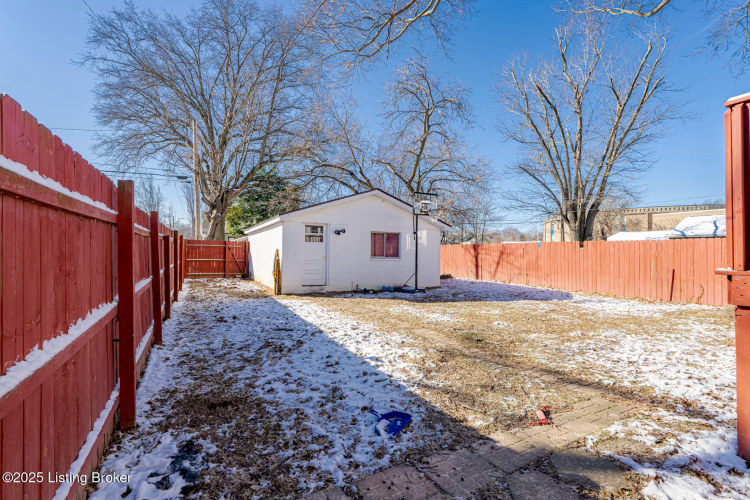 Listing Image 46