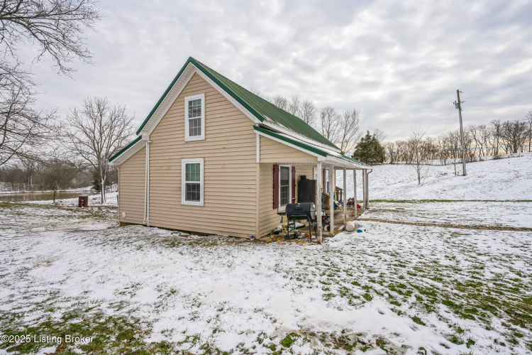 Listing Image 15