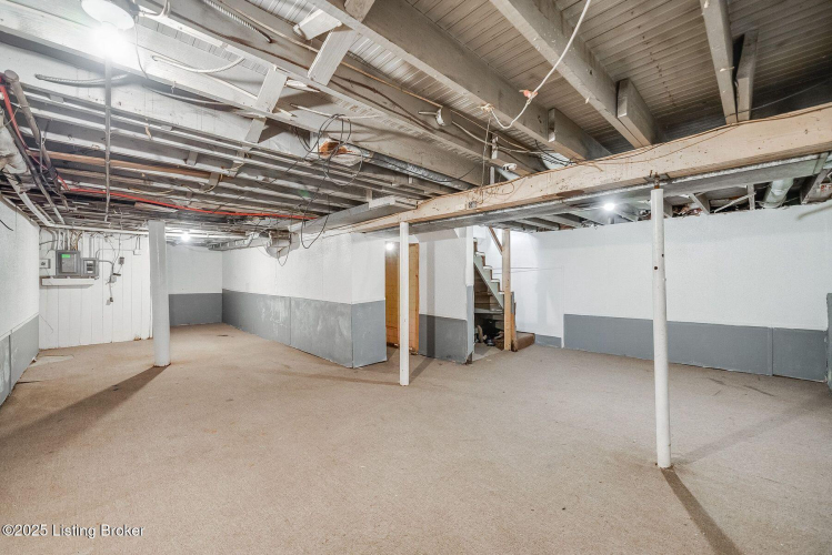 Listing Image 33