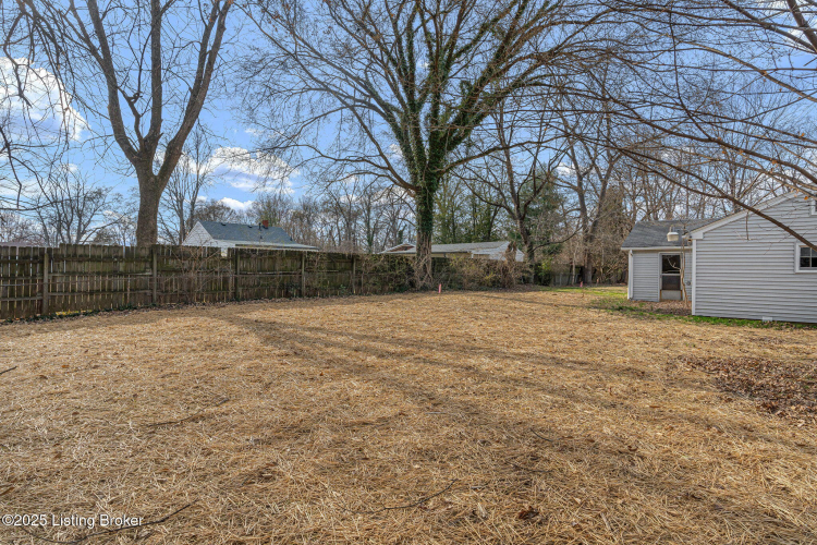 Listing Image 44