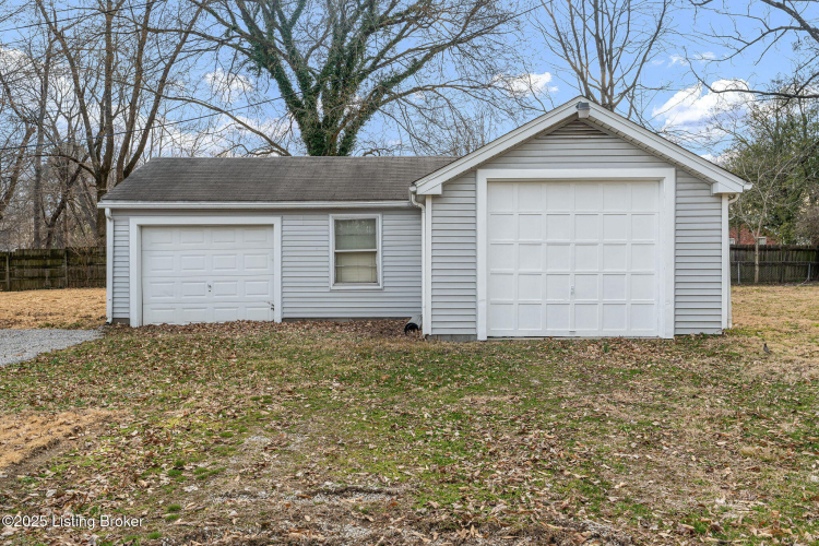Listing Image 47