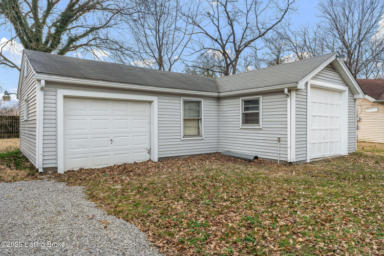 Listing Image 48
