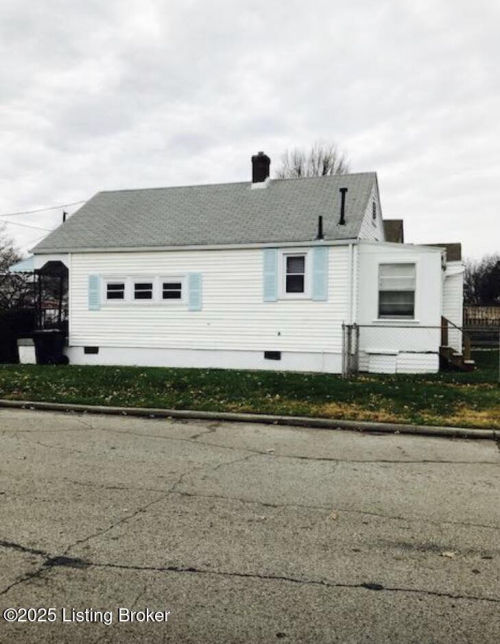 Listing Image 16