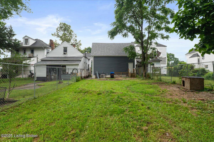Listing Image 23