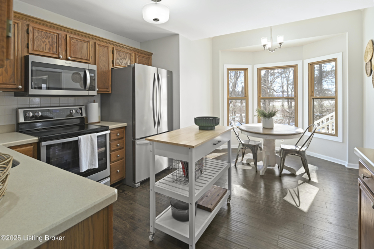 Listing Image 13