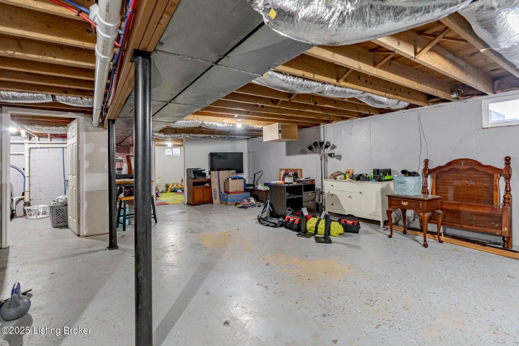 Listing Image 57