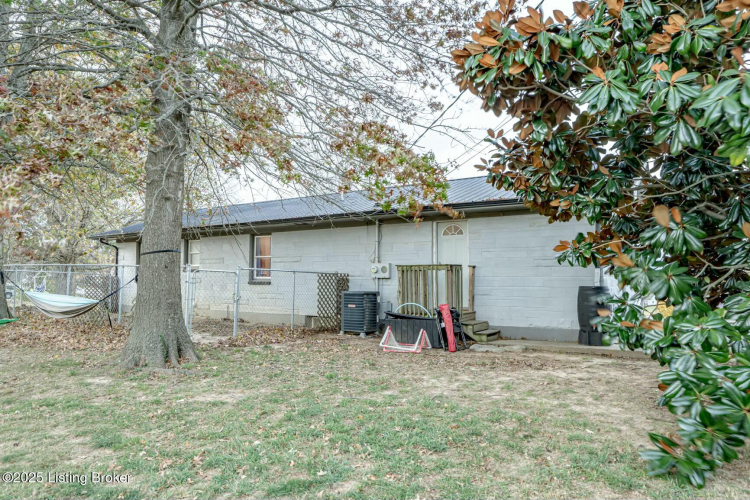 Listing Image 71