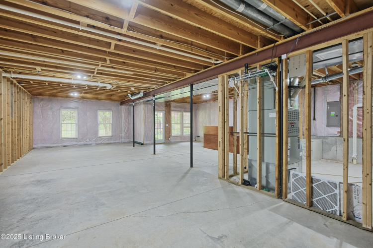 Listing Image 41
