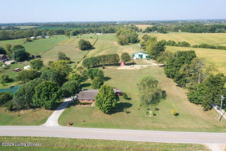Listing Image 52