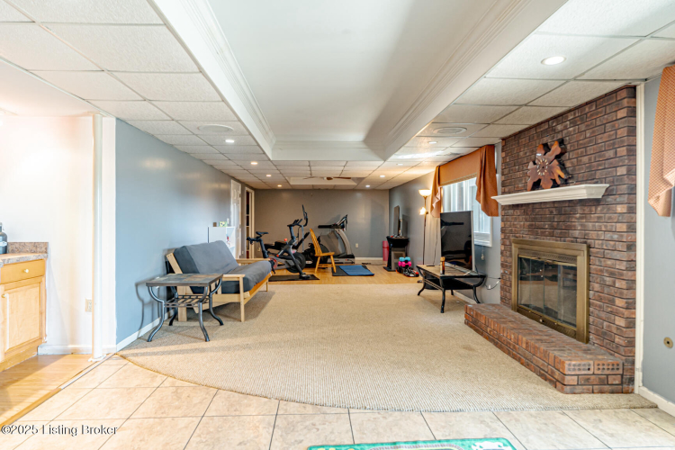 Listing Image 41