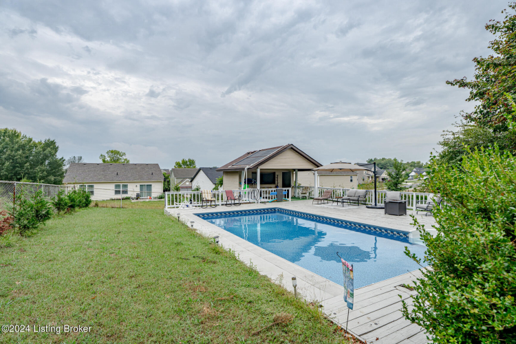 Listing Image 64