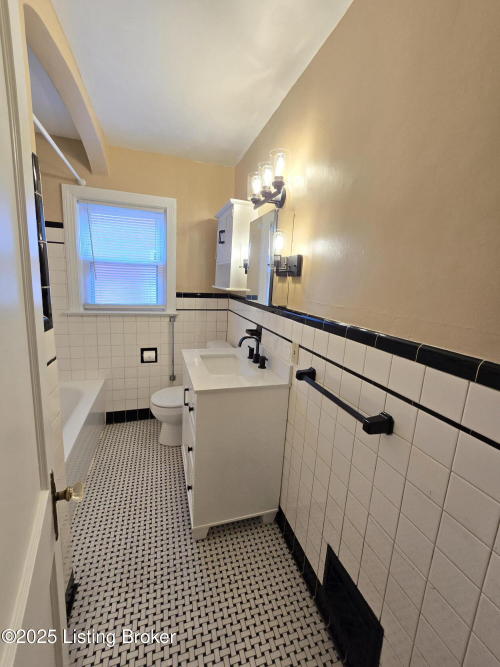 Listing Image 57