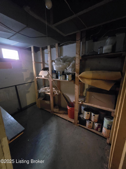Listing Image 77