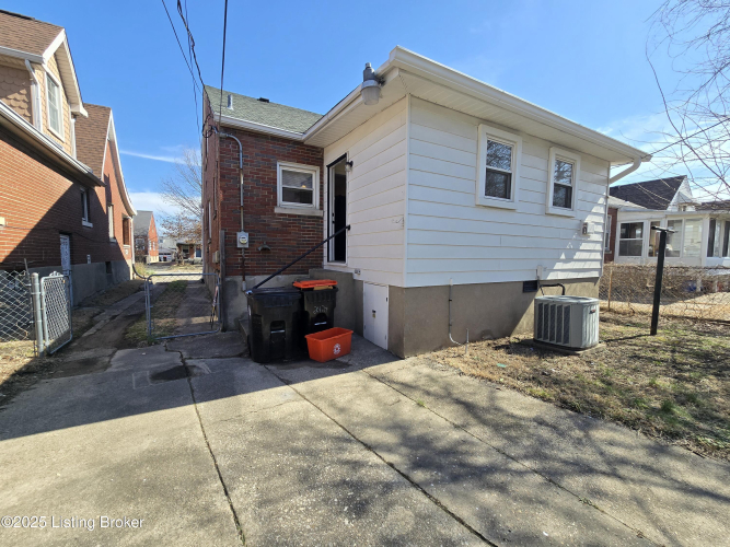 Listing Image 85